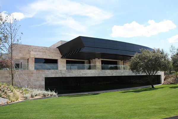 Modern Zen House Design in Madrid, Spain