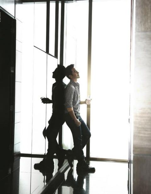 โป๊ป ธนวรรธน์ @ เปรียว vol. 31 no. 687 November 2011