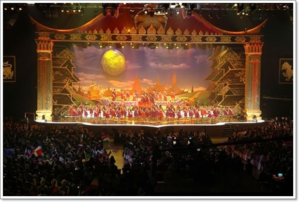 ภาพสวยของทำเนียบMU2002-2011