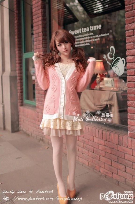 Lovely Lace @ Facebook