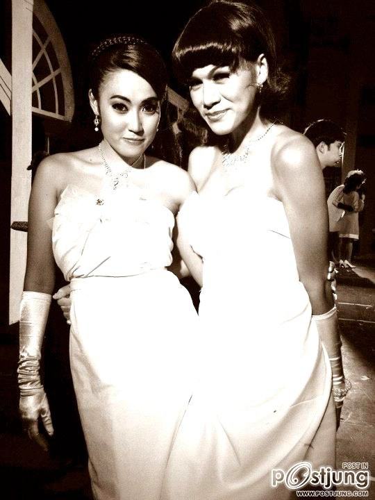 ก่อนเริ่มการแสดง