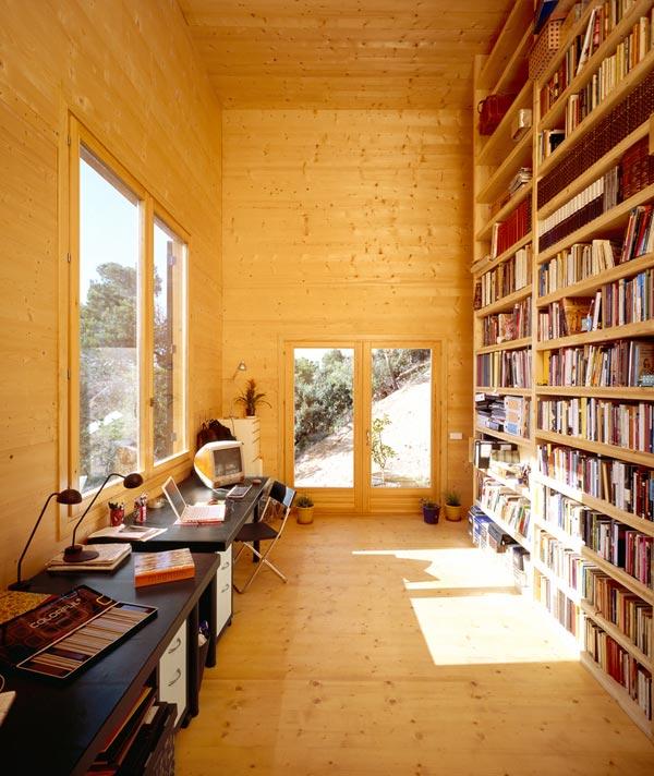 Mountain Home Ideas &ndash; Hillside Home in Barcelona