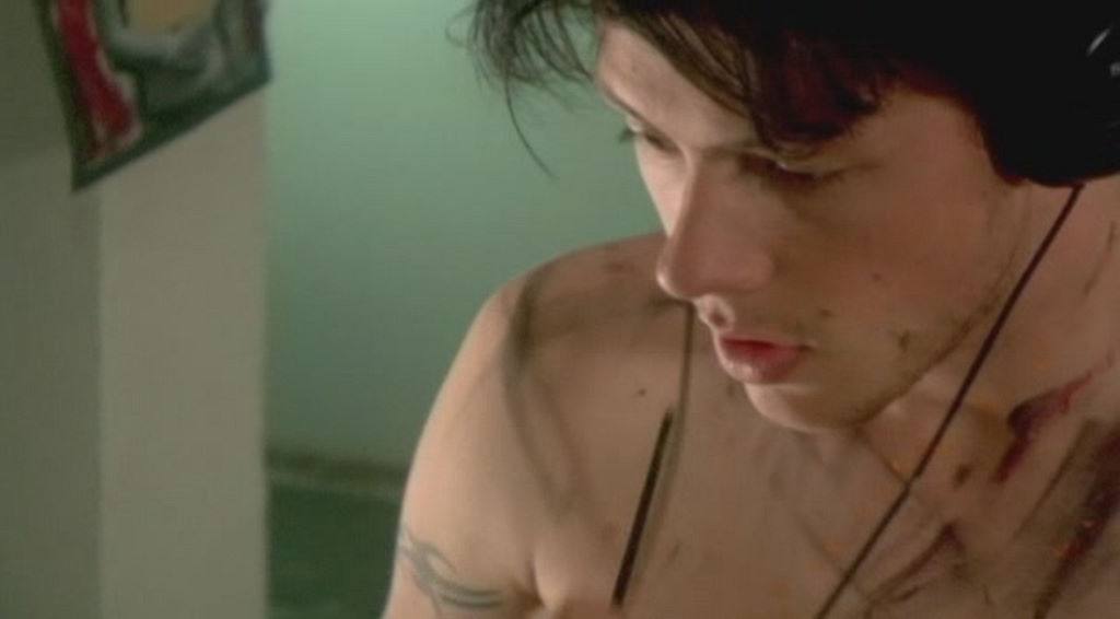 Glee Star Cory Monteith Naked in "Bloody Mary"