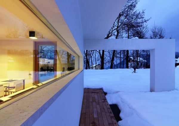 Italian Countryside House Makes a Modern Statement