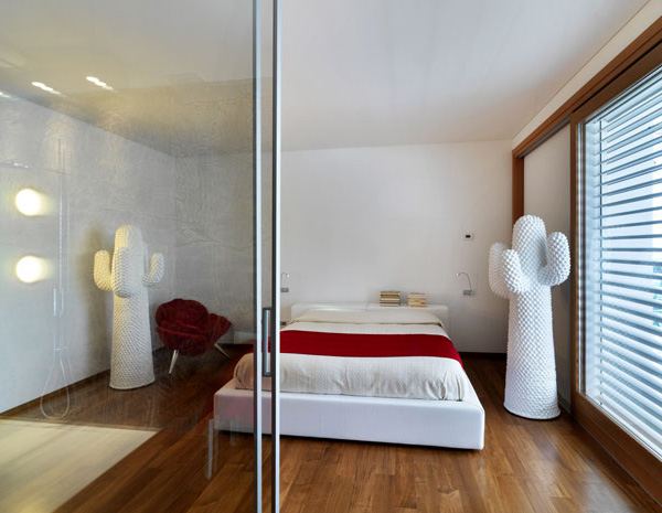 Italian Countryside House Makes a Modern Statement