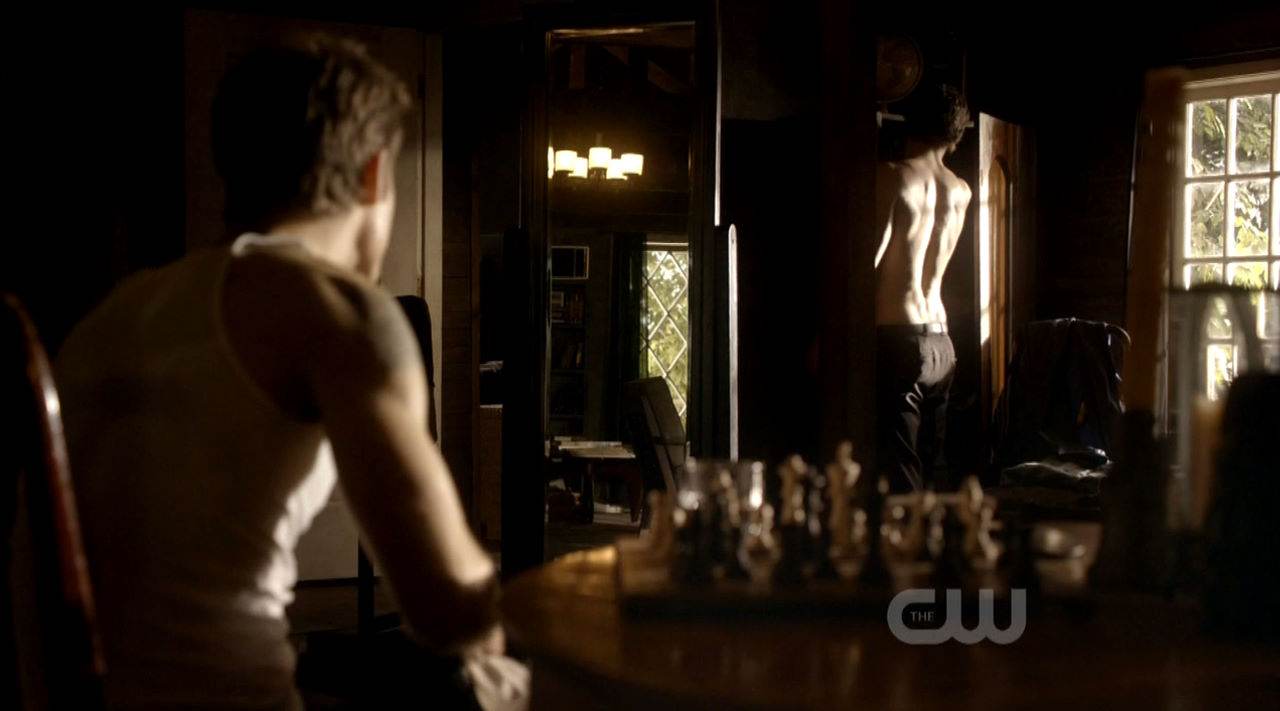 Paul Wesley & Ian Somerhalder Shirtless in "Vampire Diaries" Ep 1×04