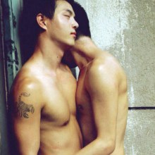 HM album แรงกับพระเอกหนังเกย์ ถ่ายแบบเซ็กซี่