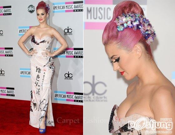 Katy-Perry-In-Vivienne-Westwood