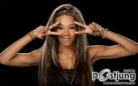 WWE Diva Alicia Fox