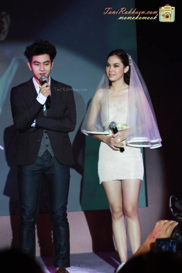 โทนี่ รากแก่น & แมท ภีรนีย์ @ งานPremiere Twilight Saga Breaking Dawn