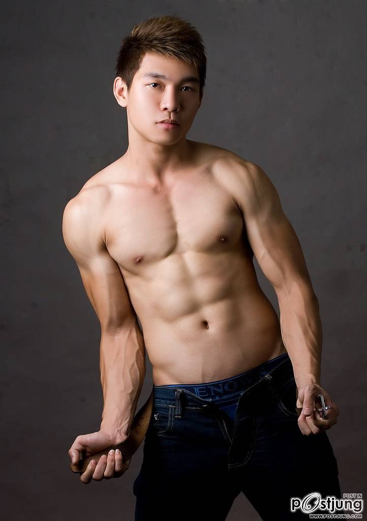 หนุ่มเนียนๆ น่าแยกเซ็ต