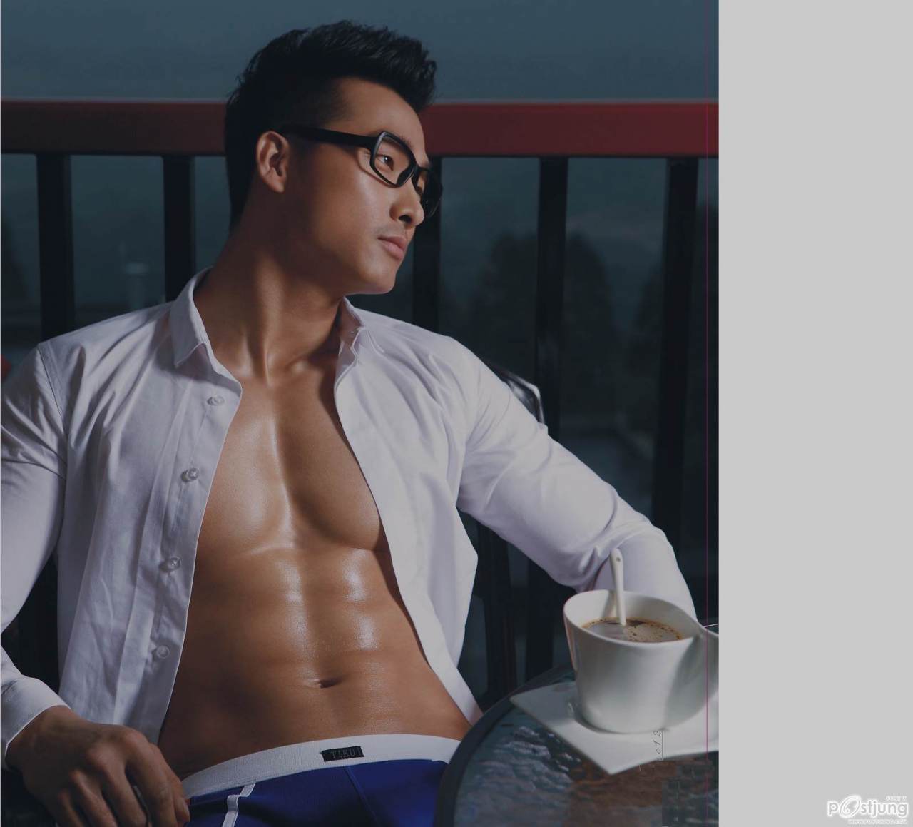 หนุ่มนัวๆ น่าแยกเซ็ต