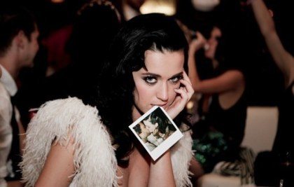 ลุ้น Katy Perry  6th No.1 จาก Teenage Dream