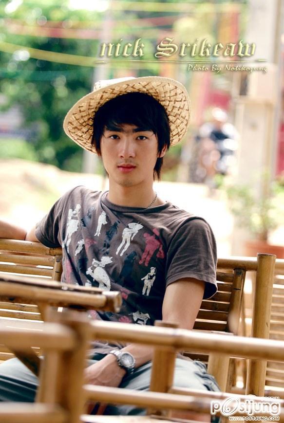 หนุ่มหล่อหน้าใส เห็นแล้วใจมันตุ้มๆต่อมๆ