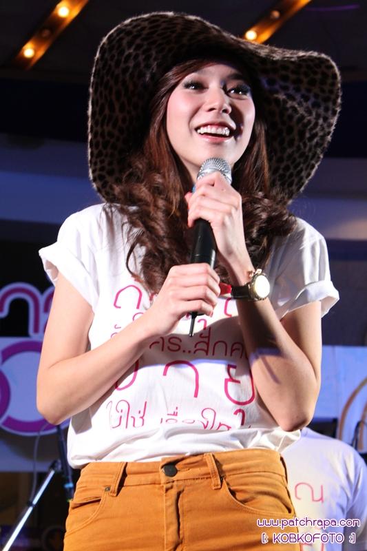 สวยๆอีกเซทกับ"อั้ม พัชราภา"เเละเพื่อนซี้สุดสวย"ตอง ภัครมัย"!!!!!!