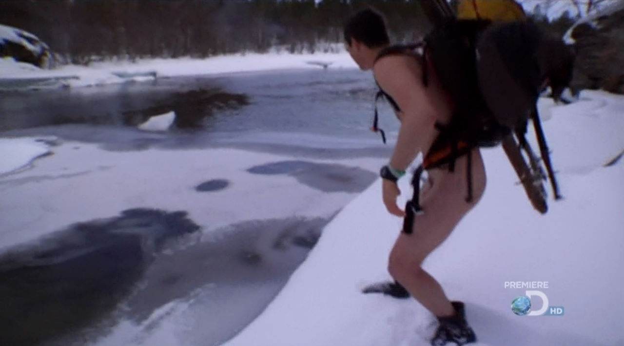 Bear Grylls Naked Again in "Man vs. Wild" Season Premiere