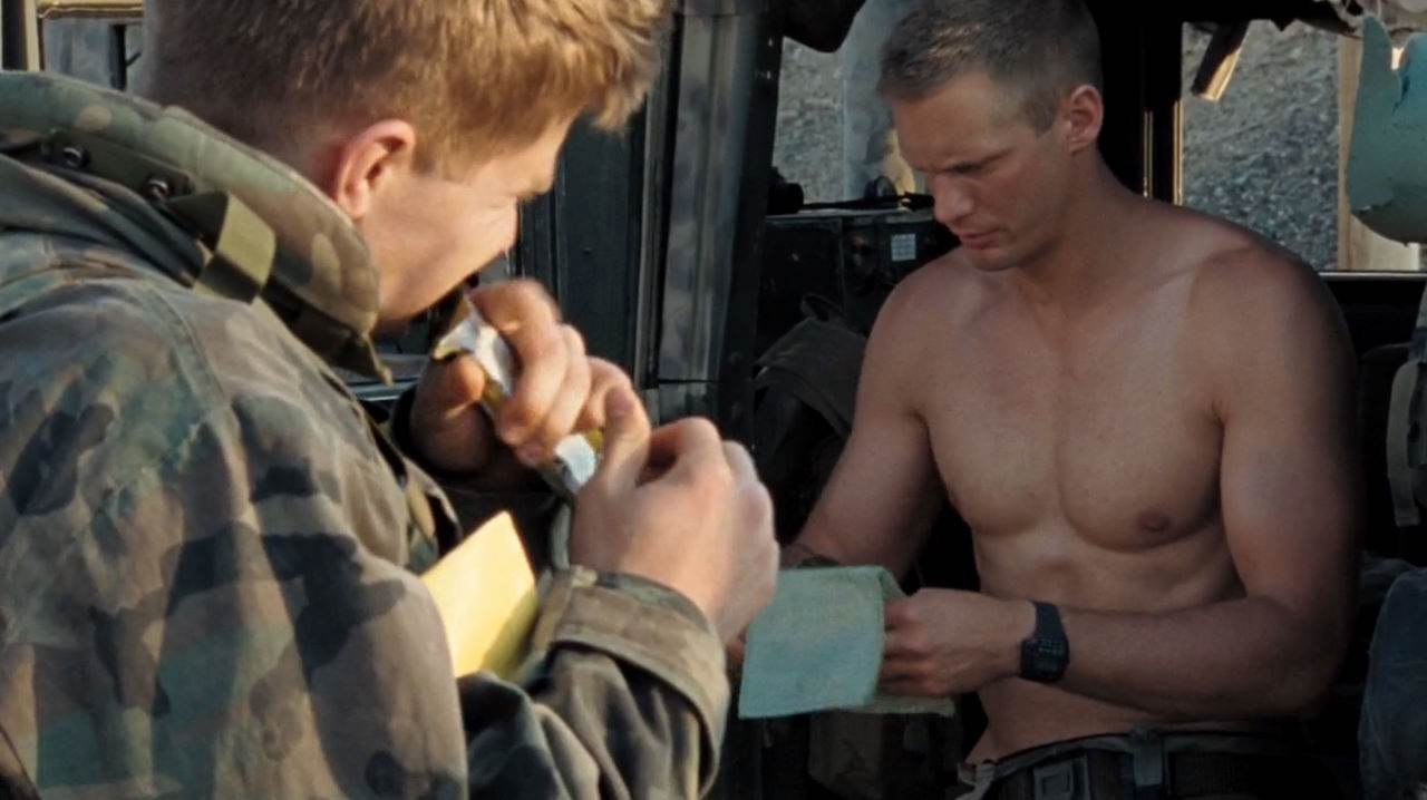 Alexander Skarsg&aring;rd, Kellan Lutz, et al in "Generation Kill"