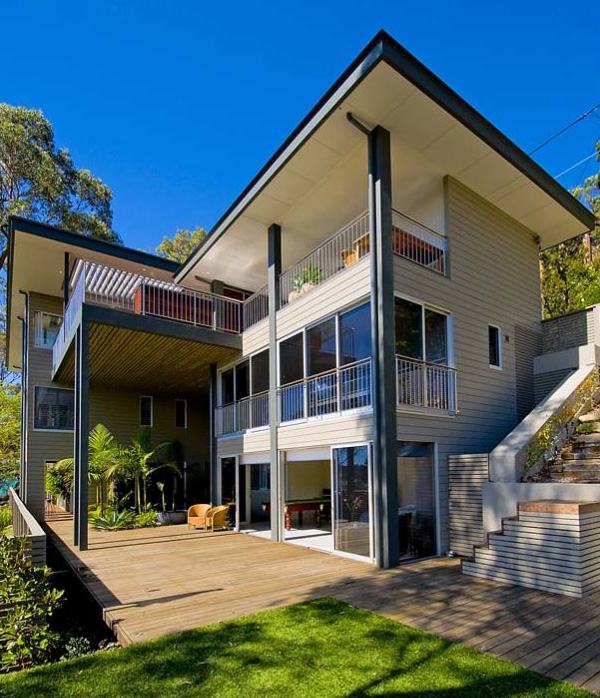 Bay House Design on Australia Shoreline