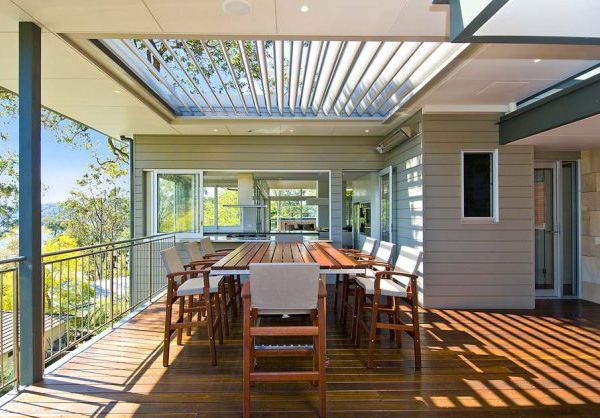 Bay House Design on Australia Shoreline