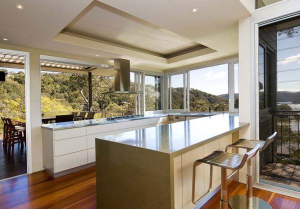 Bay House Design on Australia Shoreline