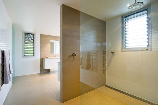 Bay House Design on Australia Shoreline