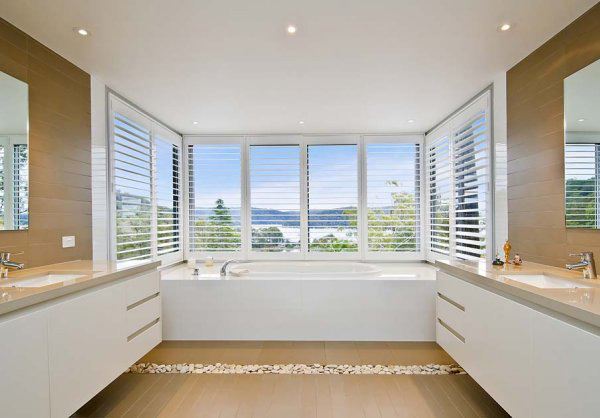 Bay House Design on Australia Shoreline