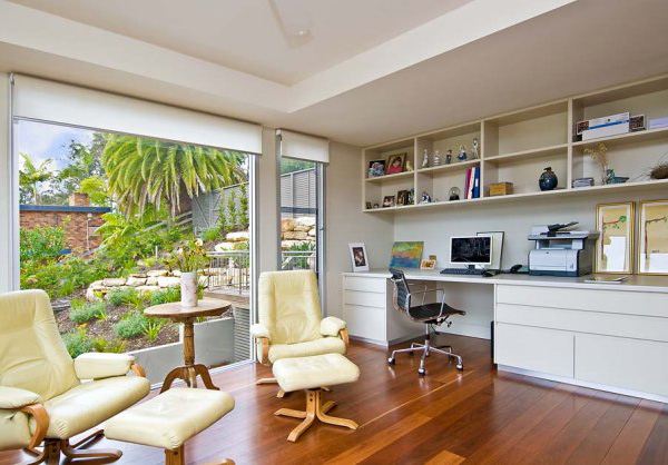 Bay House Design on Australia Shoreline