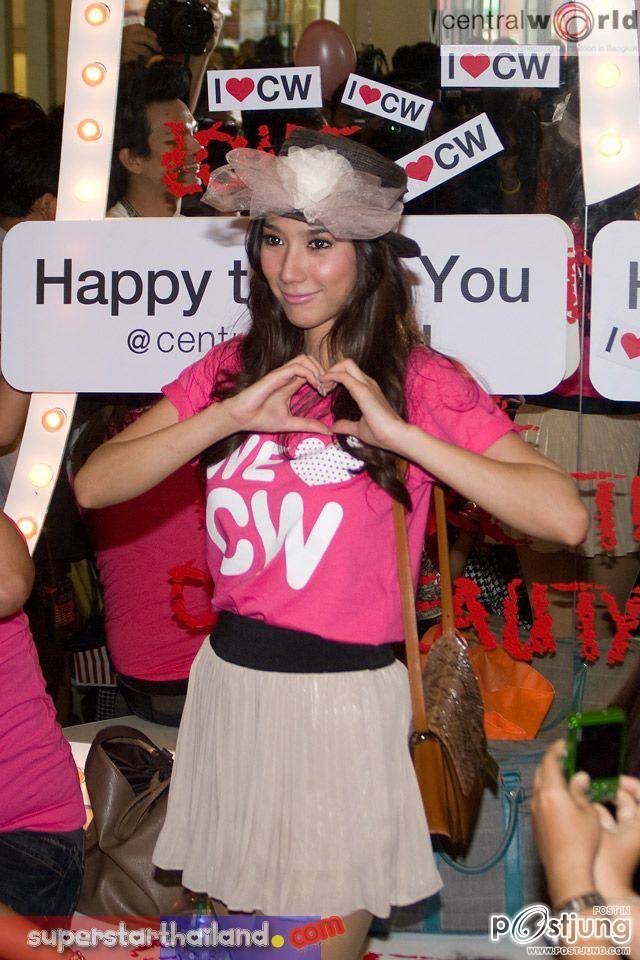 รวมแฟชั่นหมวกใบเริ่ดๆของซุปตาร์"อั้ม พัชราภา"!!!!!