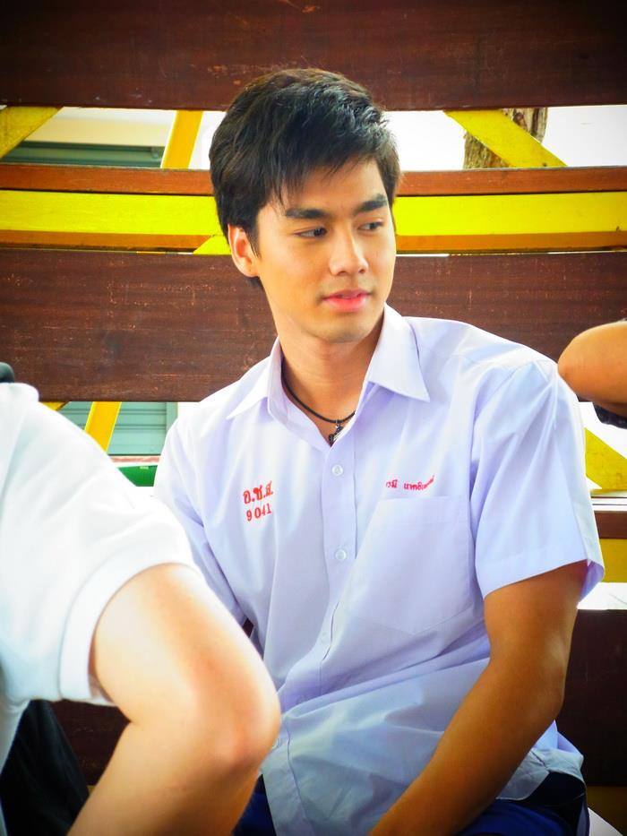 เพ็ชร ฐกฤต พระเอกหน้าใหม่