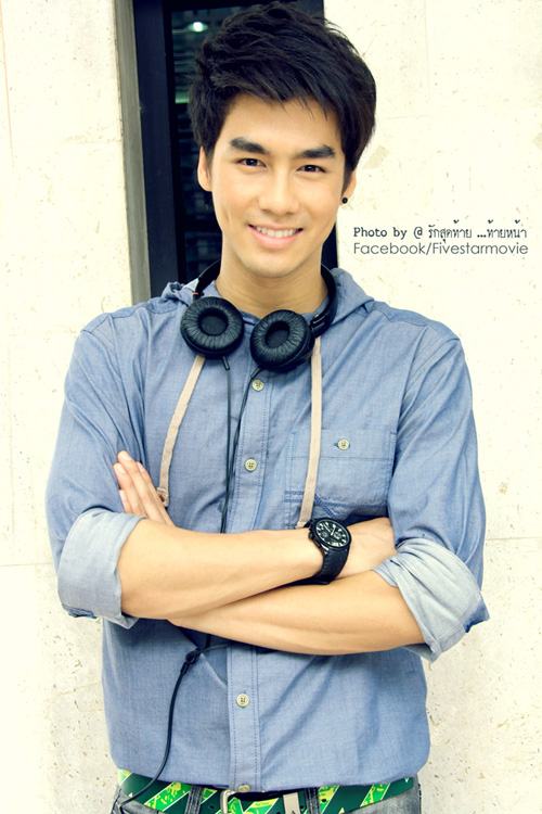 เพ็ชร ฐกฤต พระเอกหน้าใหม่