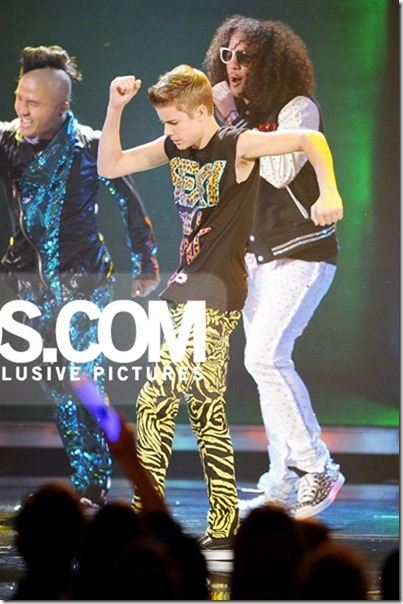 Justin Bieber in Sleeveless Top