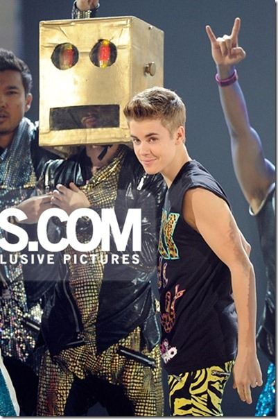 Justin Bieber in Sleeveless Top