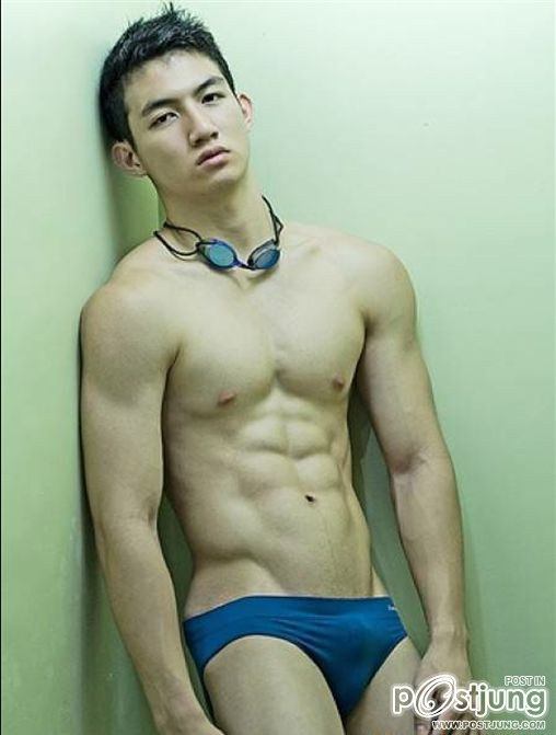ว่ายน้ำกับผมมั้ย