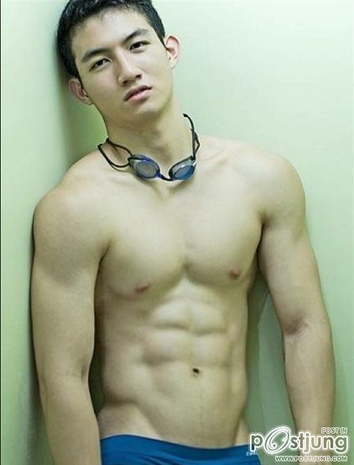 ว่ายน้ำกับผมมั้ย