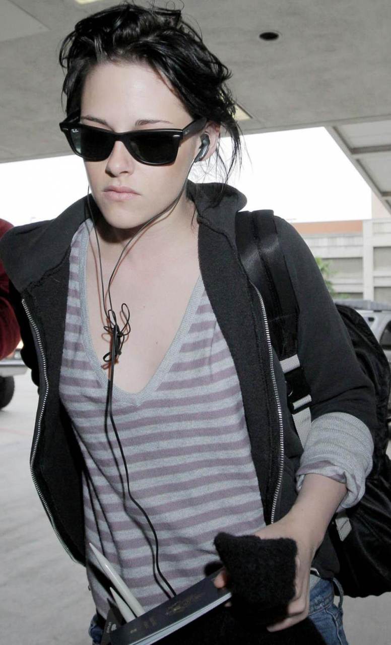 +++ Kristen Stewart +++