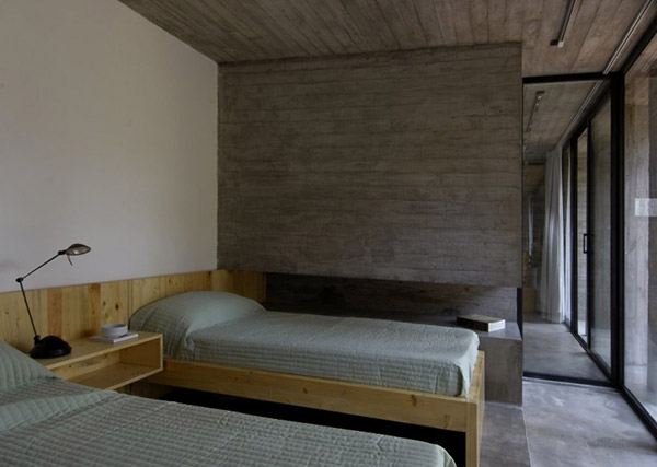 Amazing Concrete House Plan for a Rustic Forest Home in Argentina
