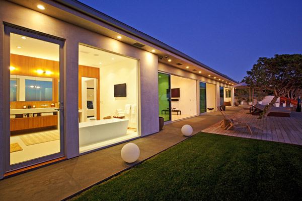 Waterfront Vacation Home Plans &ndash; Oceanfront Luxury Home for Sale in Malibu