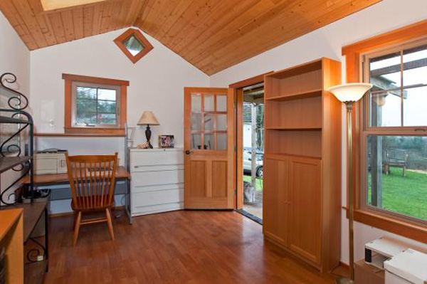 Barn Style House for Sale – Unique Barn Conversion in Washington