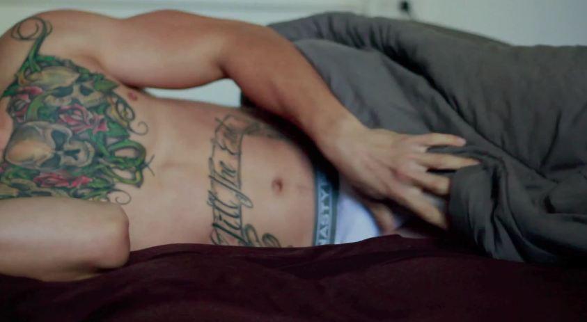 มาดูลอยสักเซ็กซี่ของนายคนนี้กันครับ