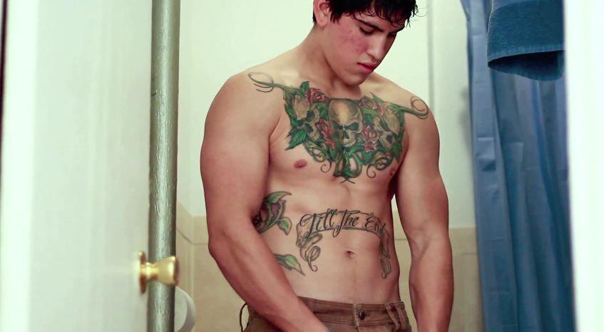 มาดูลอยสักเซ็กซี่ของนายคนนี้กันครับ