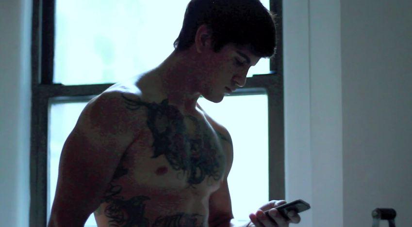 มาดูลอยสักเซ็กซี่ของนายคนนี้กันครับ