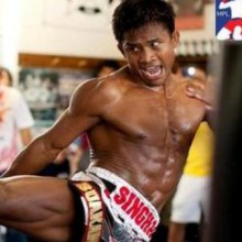 บัวขาวคะ ล่ำเกินไปแล้วนะคะ มาอยู่กับเจ๊ดีกว่าค่ะ