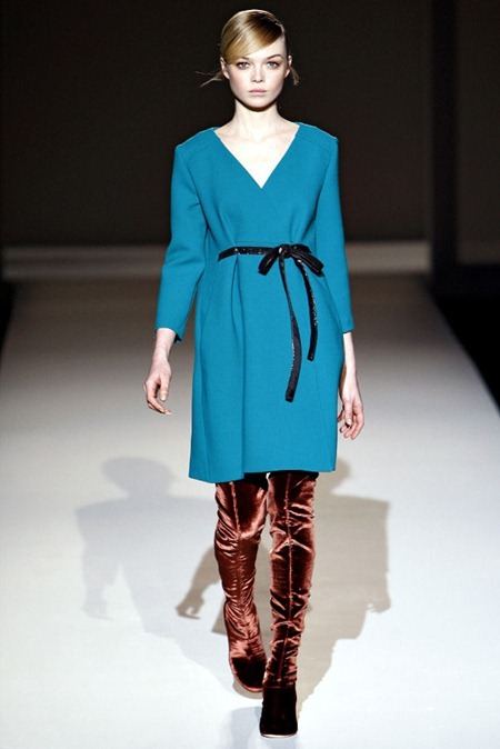 MILAN FASHION WEEK: ALBERTA FERRETTI FALL 2011