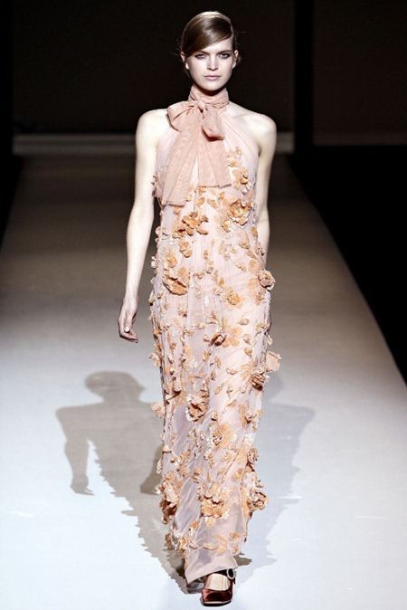 MILAN FASHION WEEK: ALBERTA FERRETTI FALL 2011