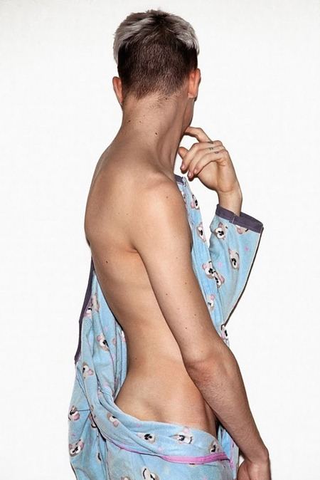 COITUS MAGAZINE: ELLIOT