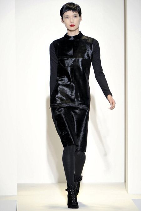 LONDON FASHION WEEK: NICOLE FARHI FALL 2011