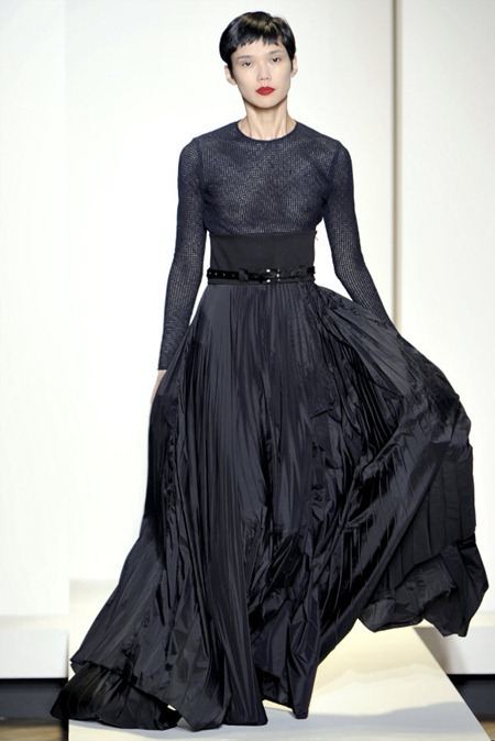 LONDON FASHION WEEK: NICOLE FARHI FALL 2011