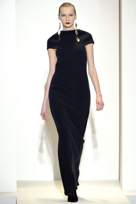 LONDON FASHION WEEK: NICOLE FARHI FALL 2011