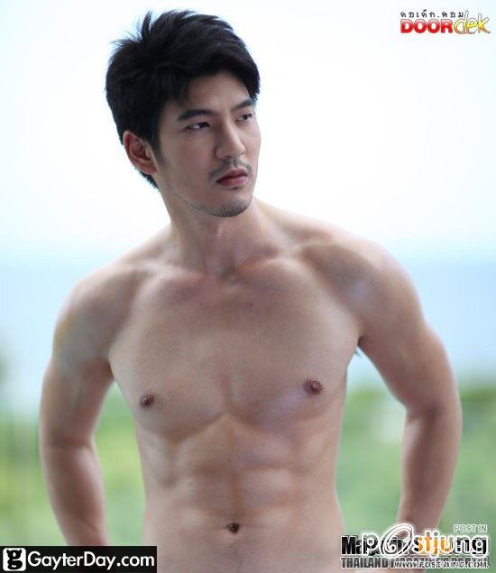 ทายสิใครเอ่ย?