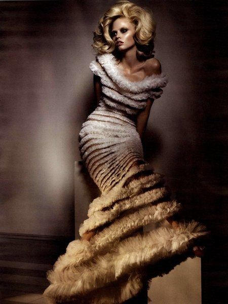 W MAGAZINE: LARA STONE IN "ONE OF A KIND" BY PHOTOGRAPHER CRAIG MCDEAN